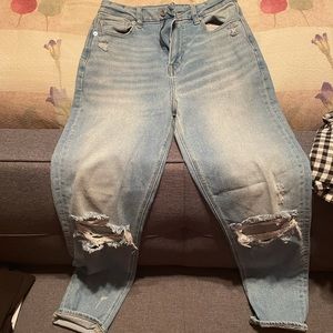 American Eagle Mom jeans